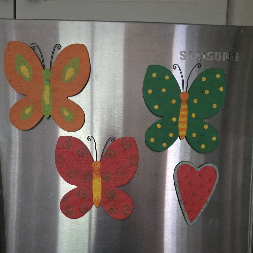 Decorative Butterfly and Heart Magnetic Art Set in Orange, Green, and Red